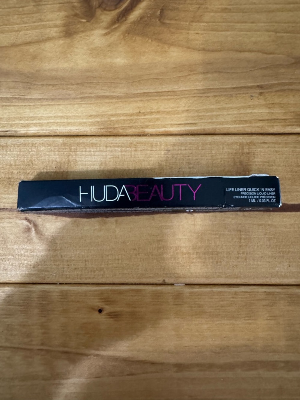 HUDA BEAUTY Precision Liquid Eyeliner - Black